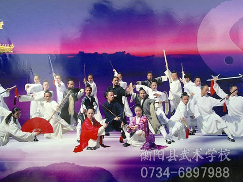 我校学生在武当排演