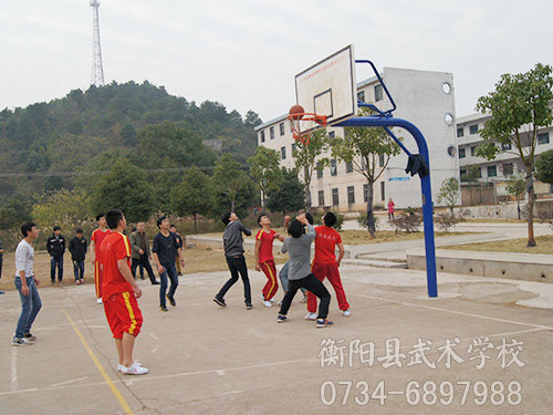 我校与樟木中学篮球友谊赛
