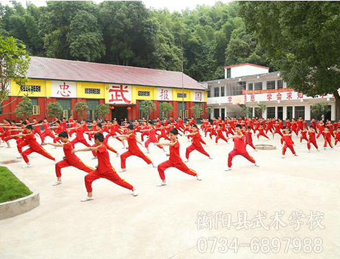 孩子叛逆送封闭式学校好吗？