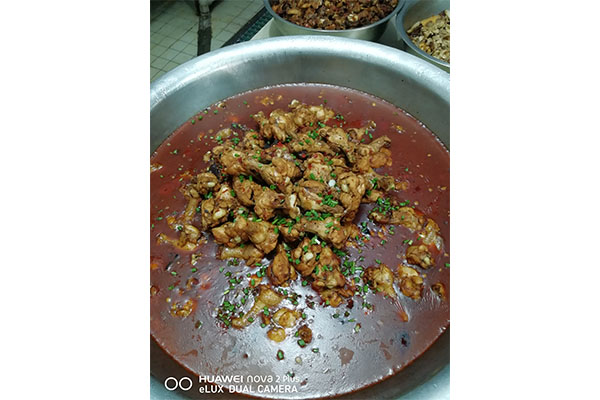 师生膳食