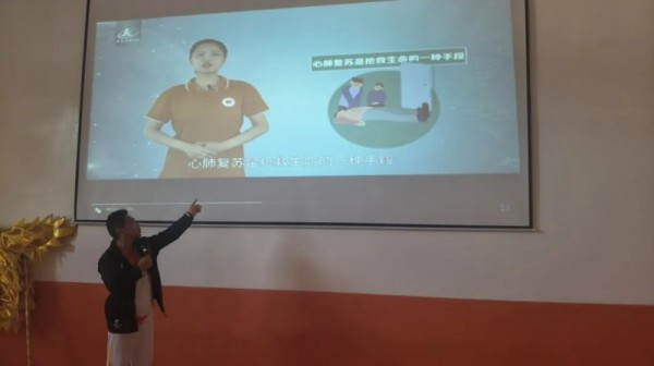 守护生命，从心肺复苏开始——衡阳县船山文武学校开展急救技能培训
