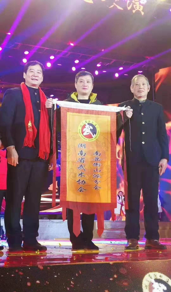 文武学校,全封闭学校,武术学校