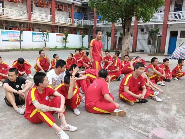 文武学校,全封闭学校,武术学校