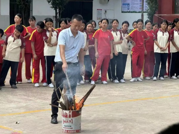 文武学校,全封闭学校,武术学校
