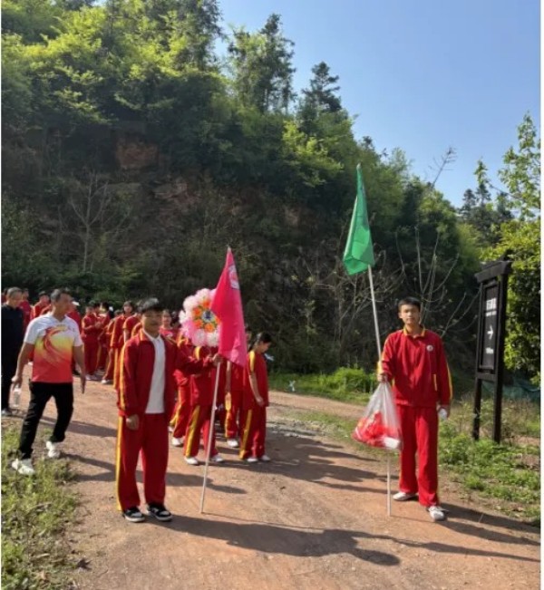 文武学校,全封闭学校,武术学校 文武学校,全封闭学校,武术学校